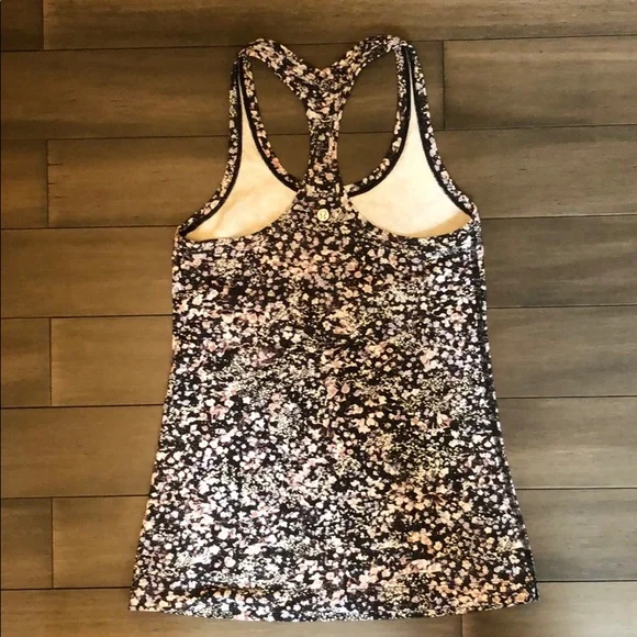 Set! Lululemon pace rival crop and cool racer back - Picture 10 of 15